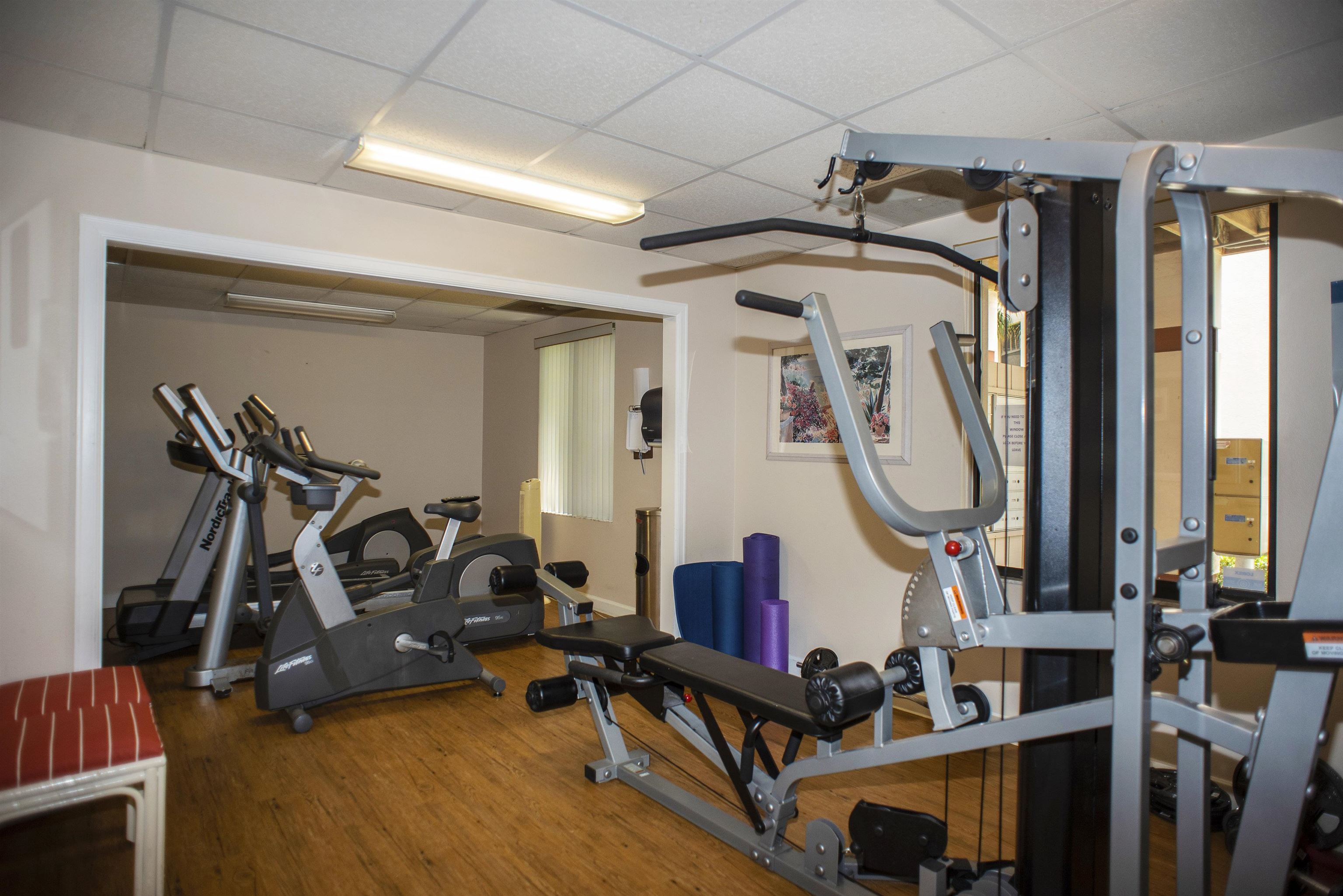 4250 A1A South, Unit O23 St. Augustine, FL 32080 - Photo 29 of 38 a view of a room with gym equipment