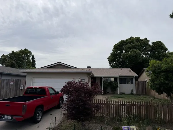 $392,000 | 1239 Crestwood Avenue, Manteca, CA 95336