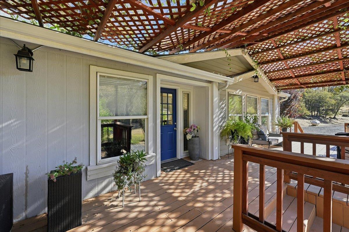 21330 Perimeter Road Grass Valley, CA 95949 - Photo 6 of 63 Gallery Image 6