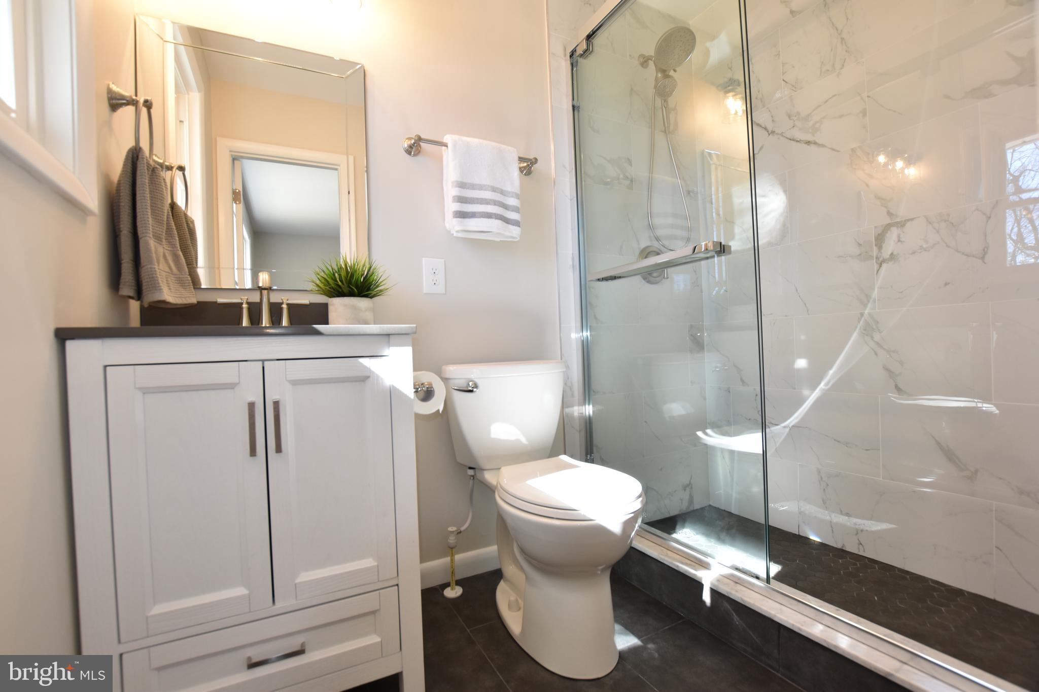 2939 Northwind Road Baltimore, MD 21234 - Photo 11 of 19 En-suite Bath in Primary Bedroom