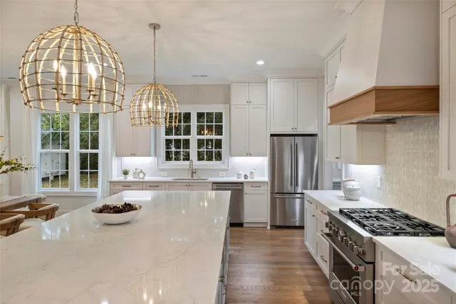 $1,325,000 | 522 Greystone Road, Charlotte, NC 28209