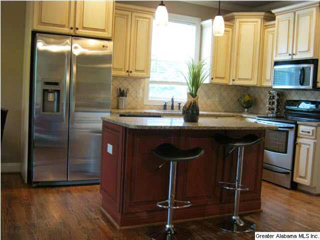 1424 Stoneykirk Road Pelham, AL 35124 - Photo 7 of 26