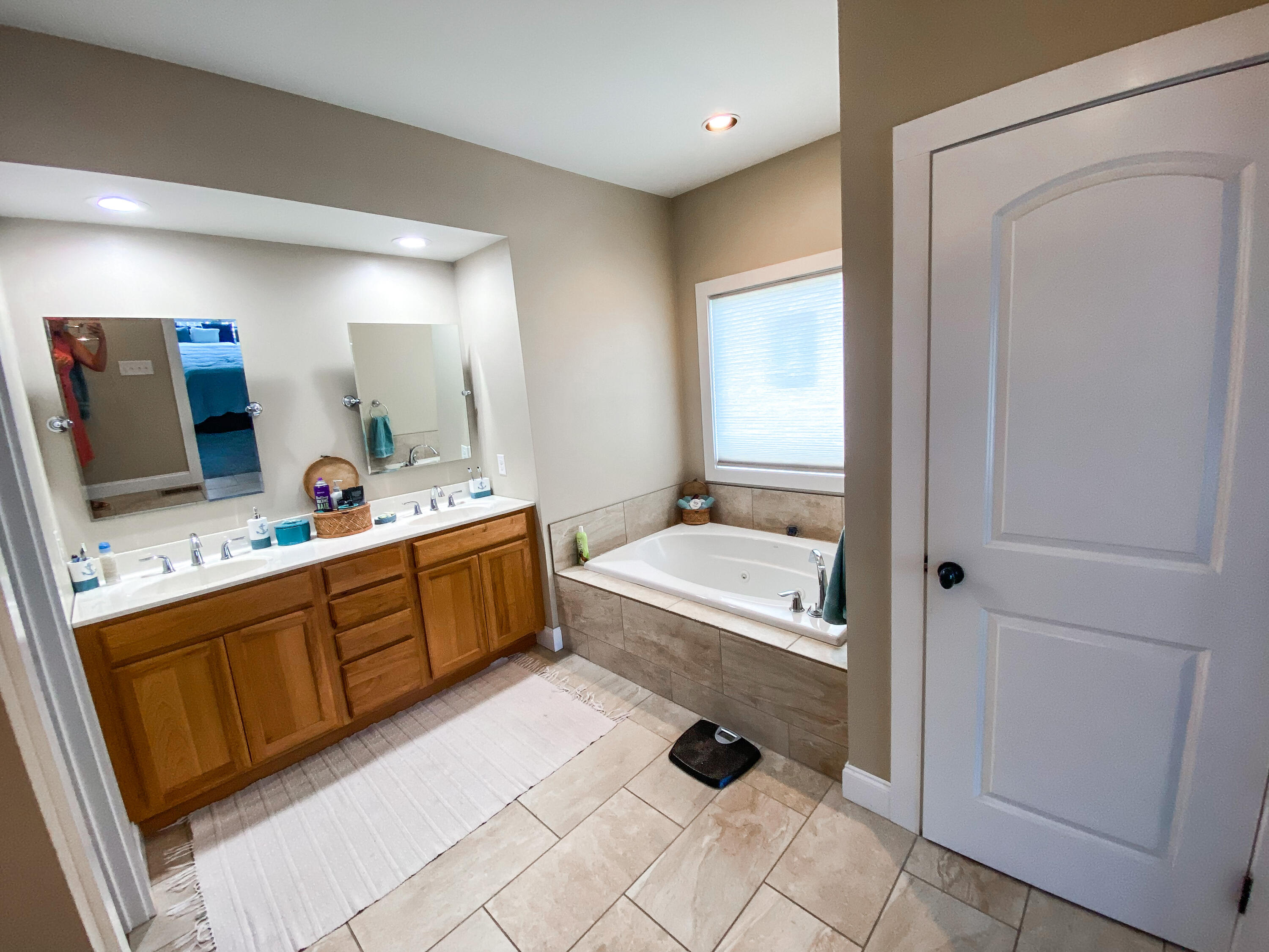 408 Blount Circle Rutledge, TN 37861 - Photo 18 of 40 Master Bath