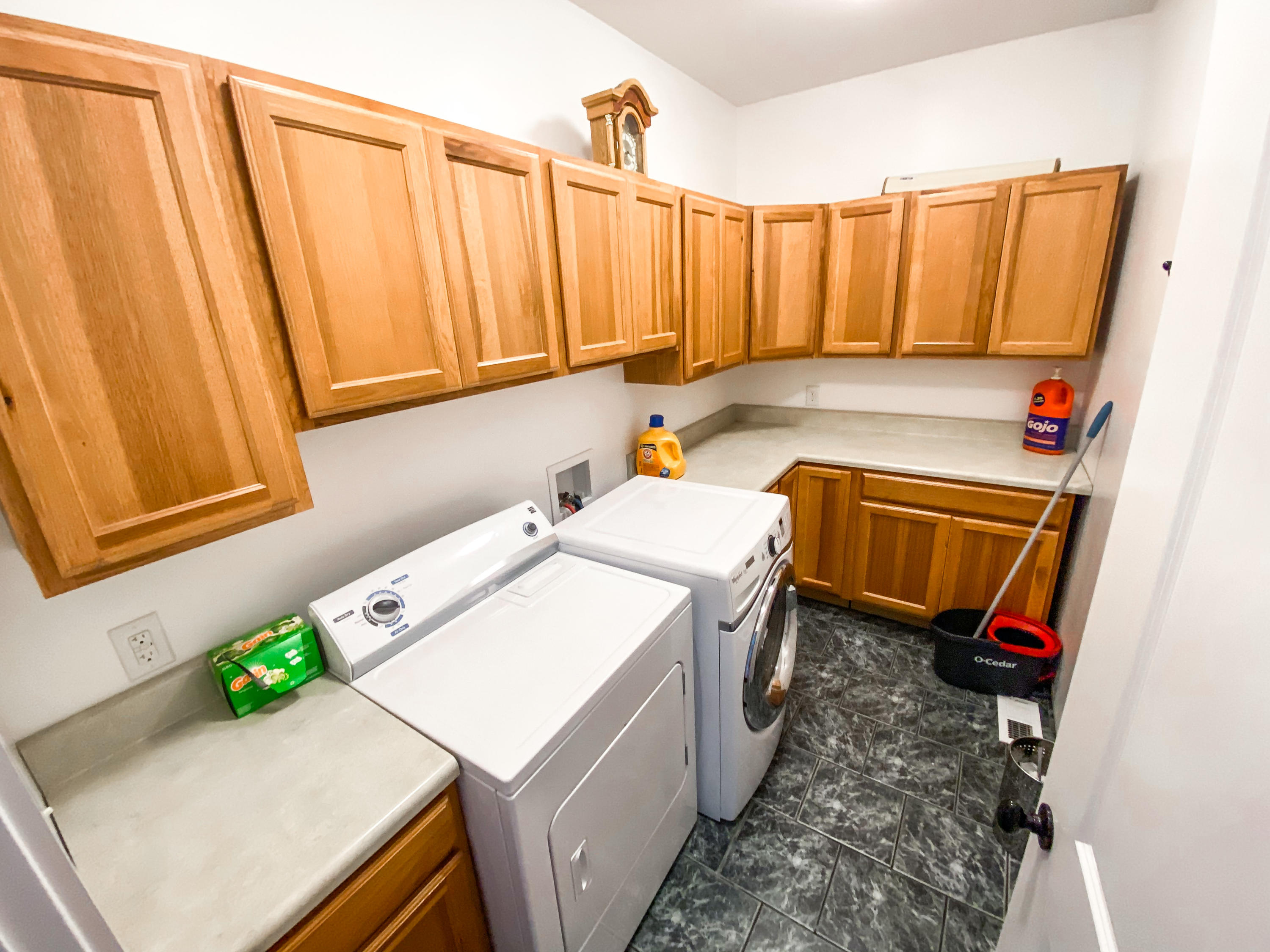 408 Blount Circle Rutledge, TN 37861 - Photo 22 of 40 Laundry_Main Level