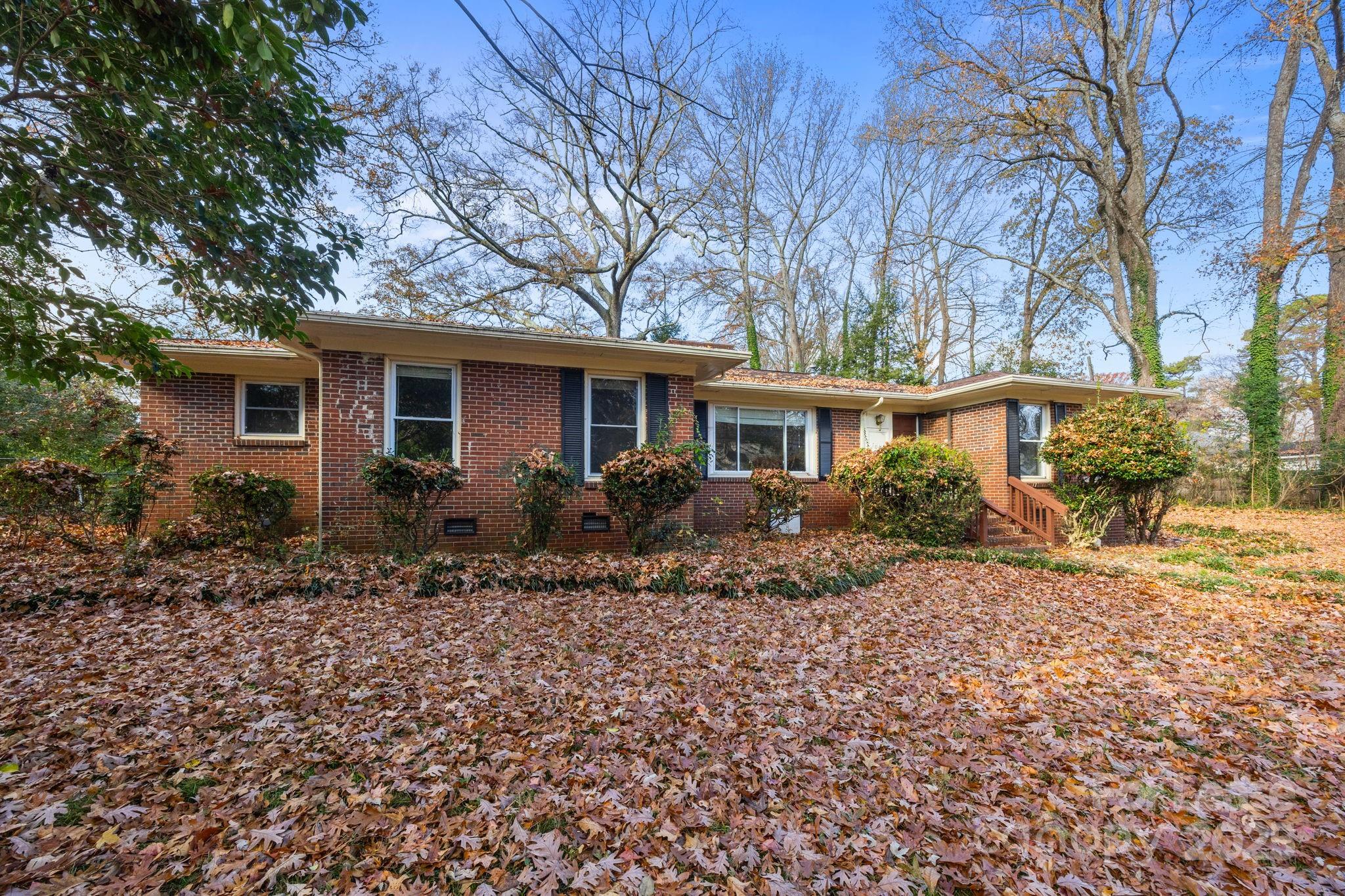 7010 Monroe Road Charlotte, NC 28212 - Photo 3 of 36