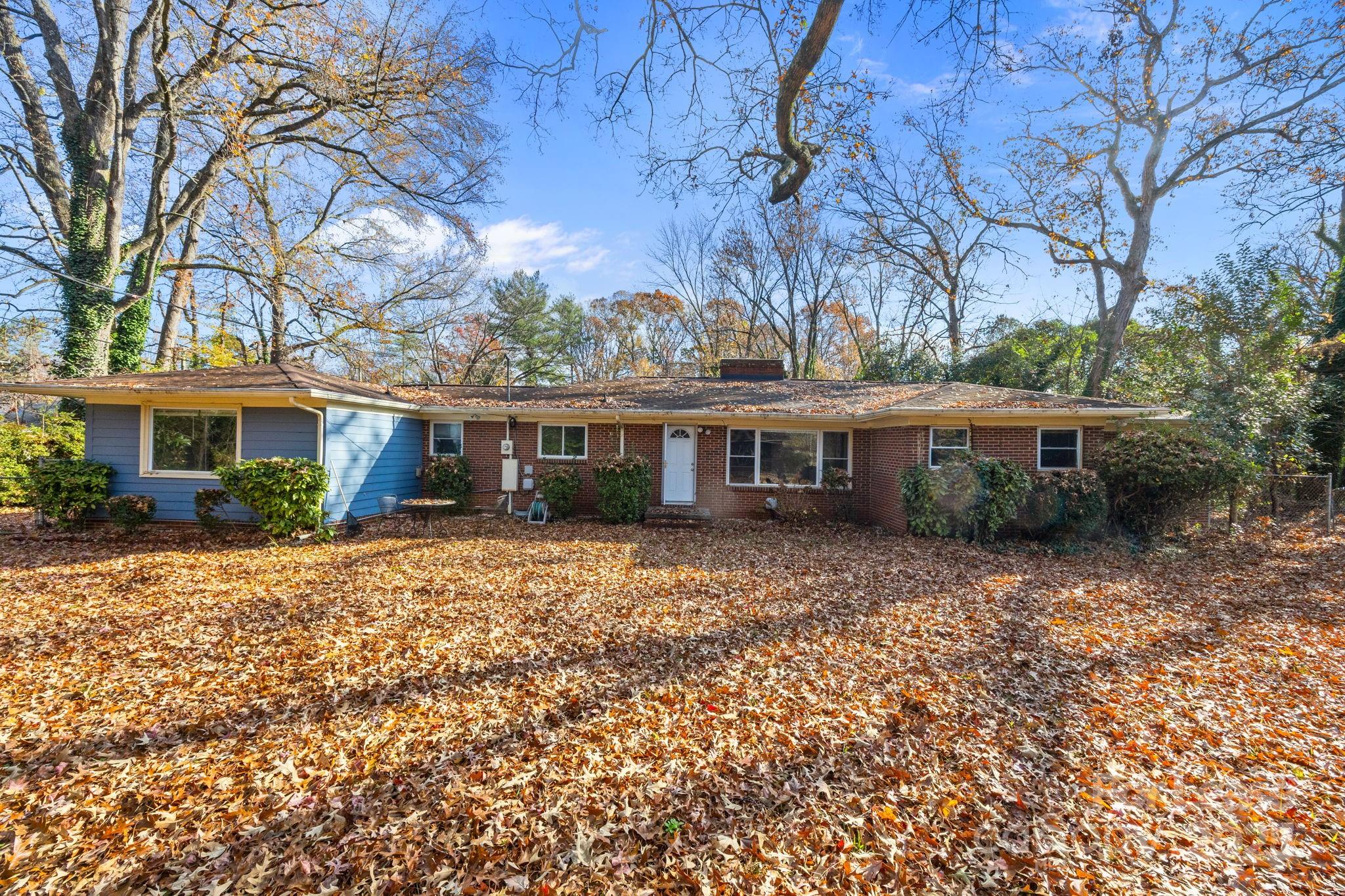 7010 Monroe Road Charlotte, NC 28212 - Photo 32 of 36