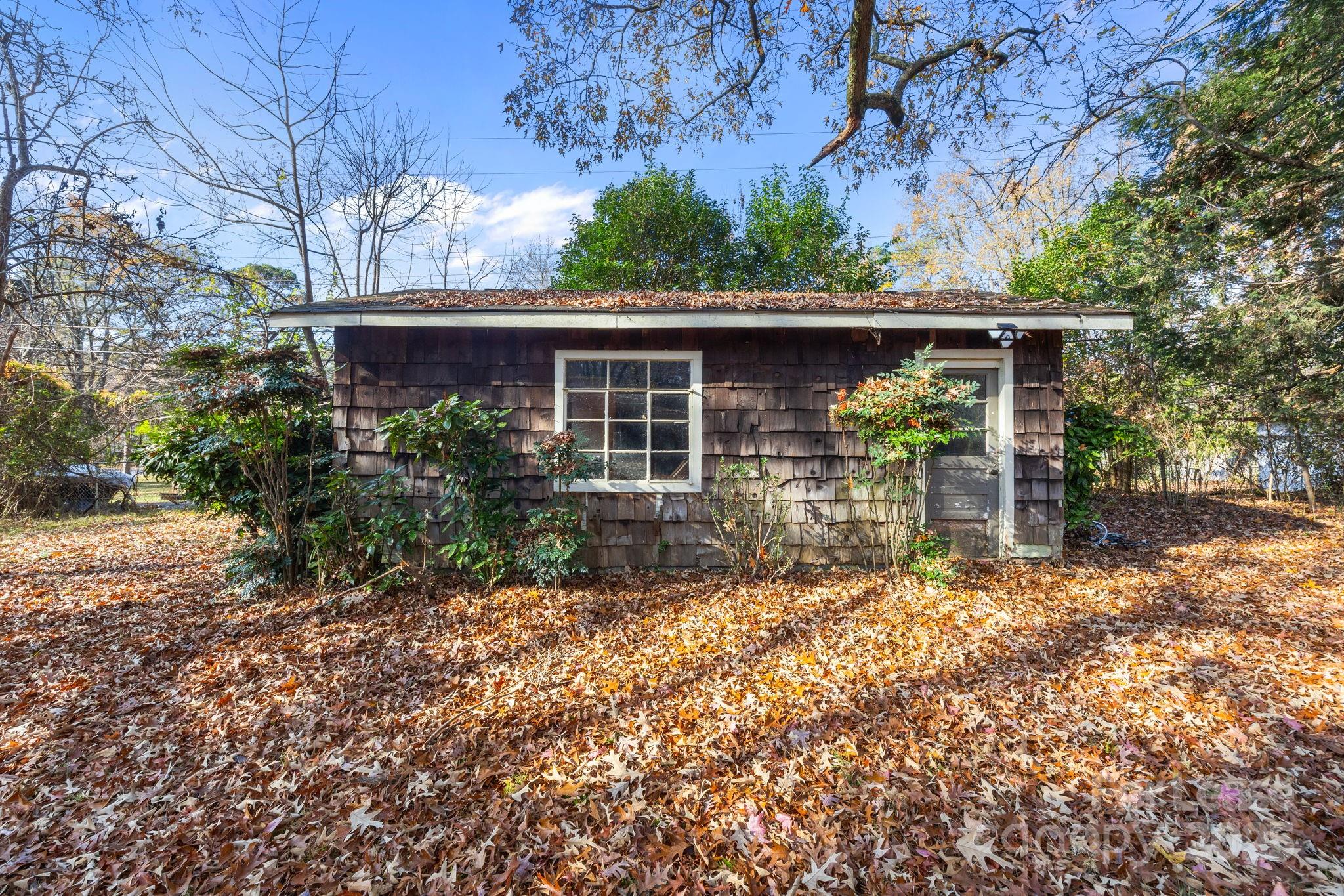 7010 Monroe Road Charlotte, NC 28212 - Photo 33 of 36