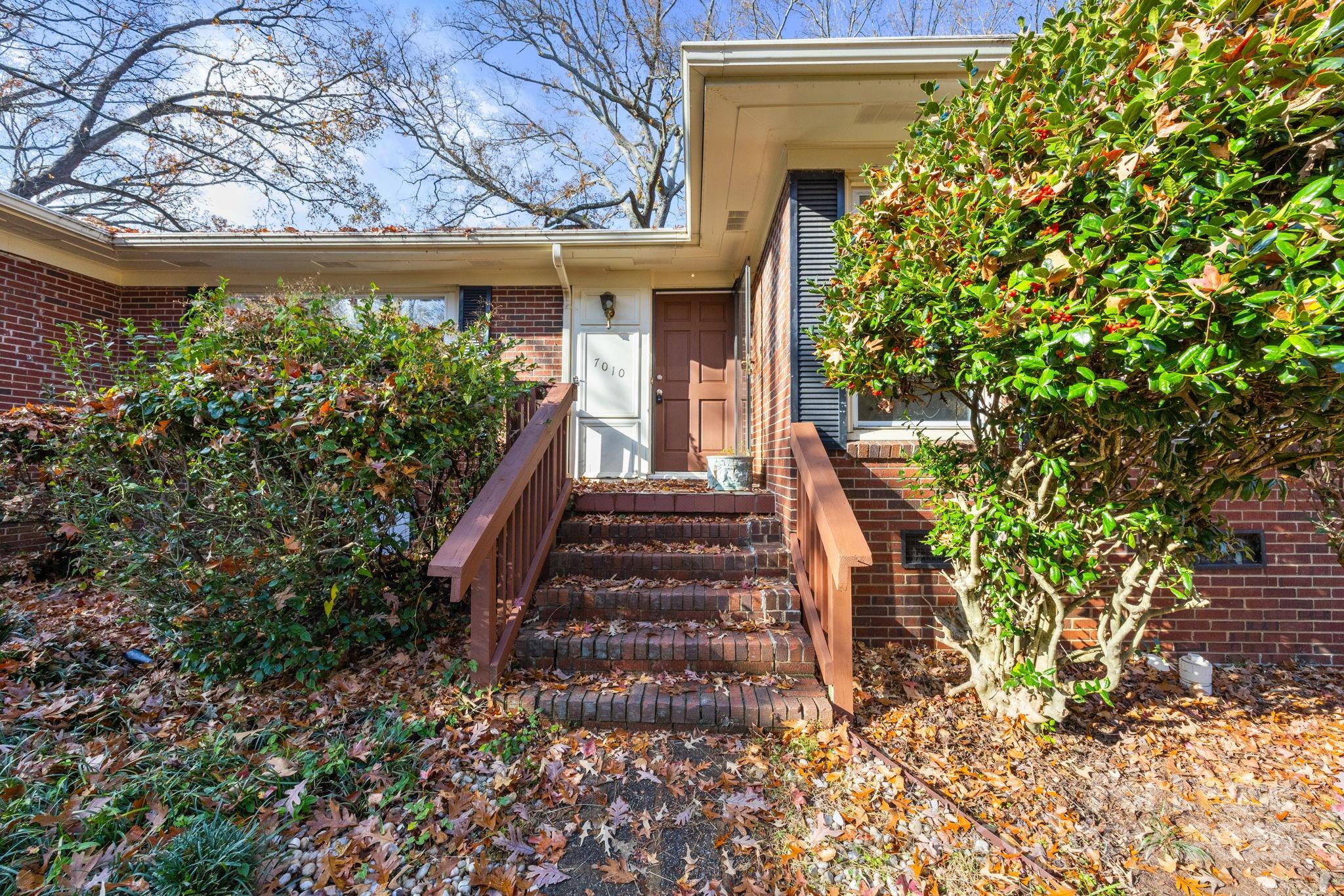 7010 Monroe Road Charlotte, NC 28212 - Photo 35 of 36