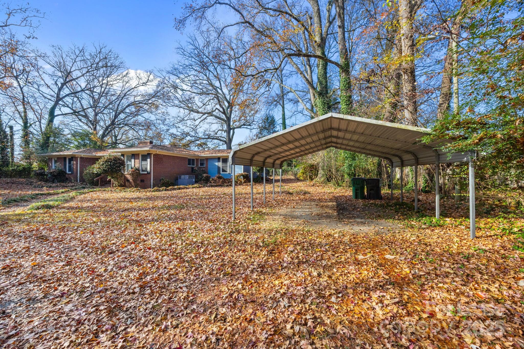 7010 Monroe Road Charlotte, NC 28212 - Photo 4 of 36