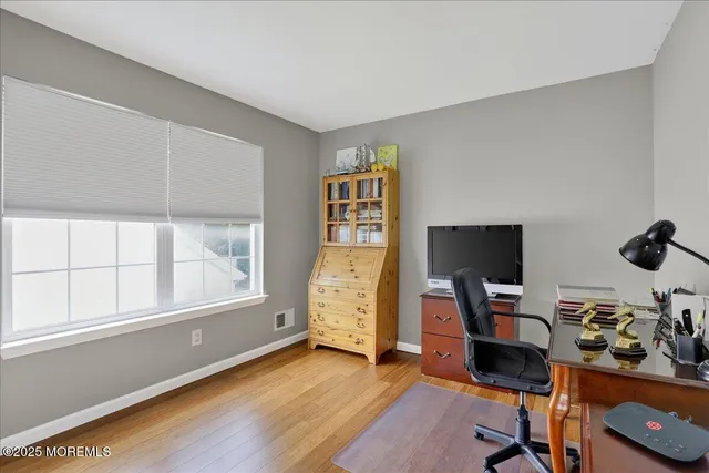 $899,500 | 508 Lanzaro Drive, Morganville, NJ 07751