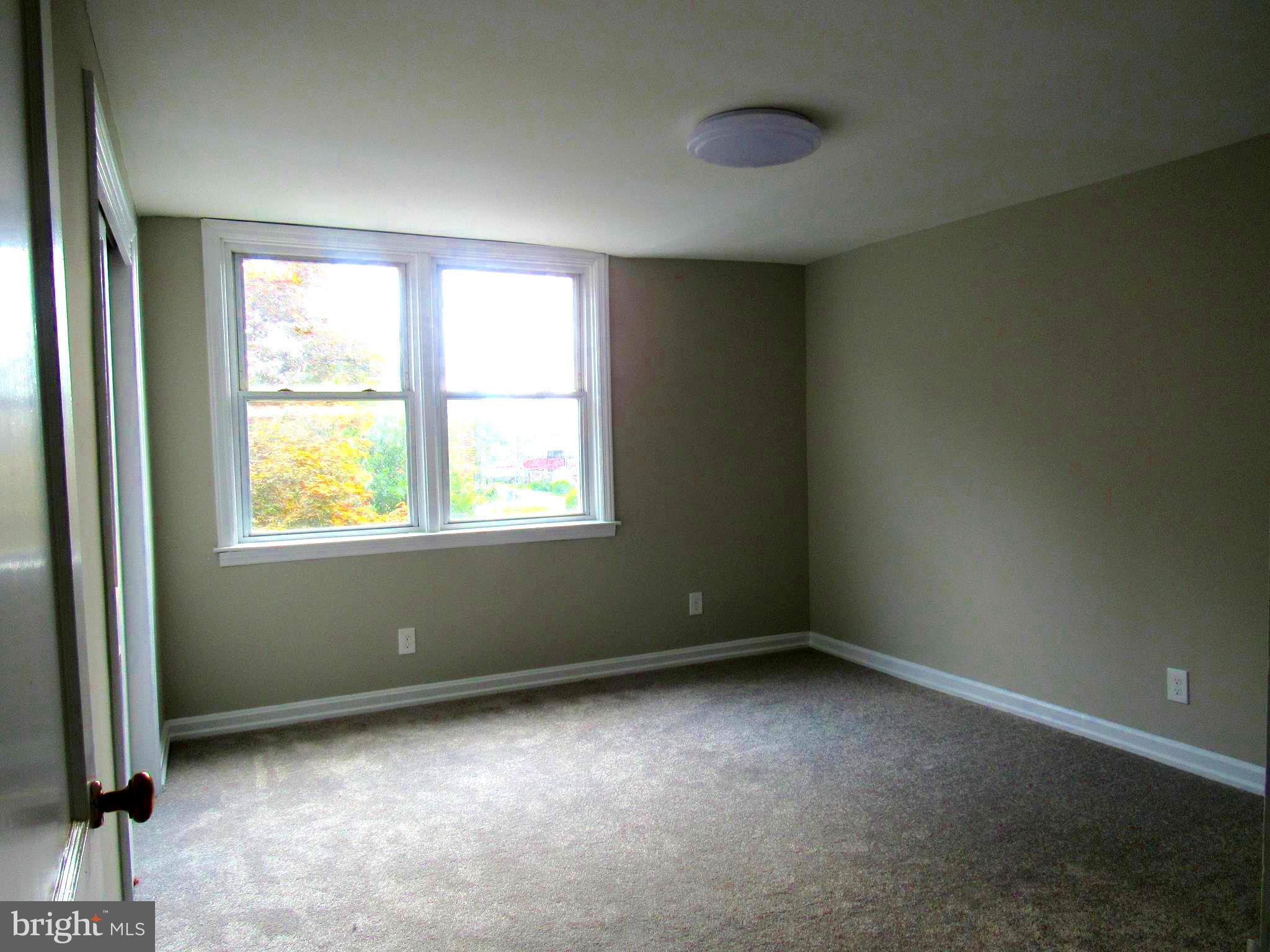 1325 Vernon Road Philadelphia, PA 19150 - Photo 14 of 29 Gallery Image 14