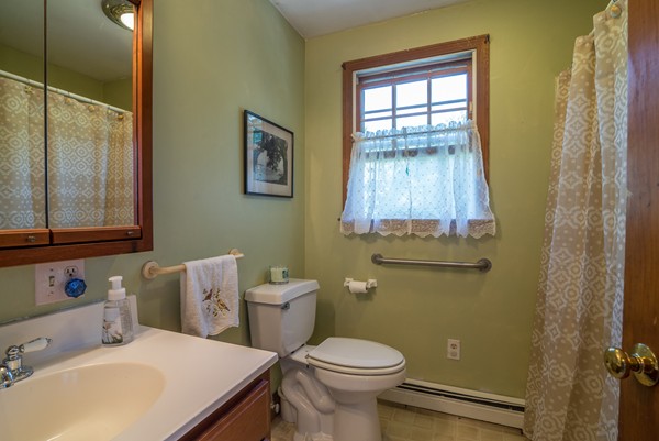 5 Hickory Ridge Road Rehoboth, MA 02769 - Photo 3 of 21 Gallery Image 3