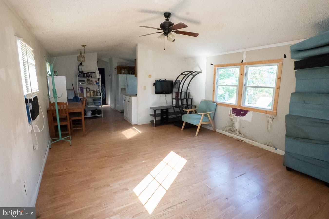 1517 Yarnall Road Pottstown, PA 19464 - Photo 8 of 16 Gallery Image 8