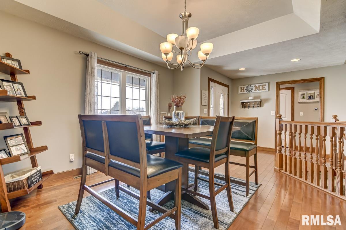 23402 Covered Bridge Road Athens, IL 62613 - Photo 15 of 40 Gallery Image 15