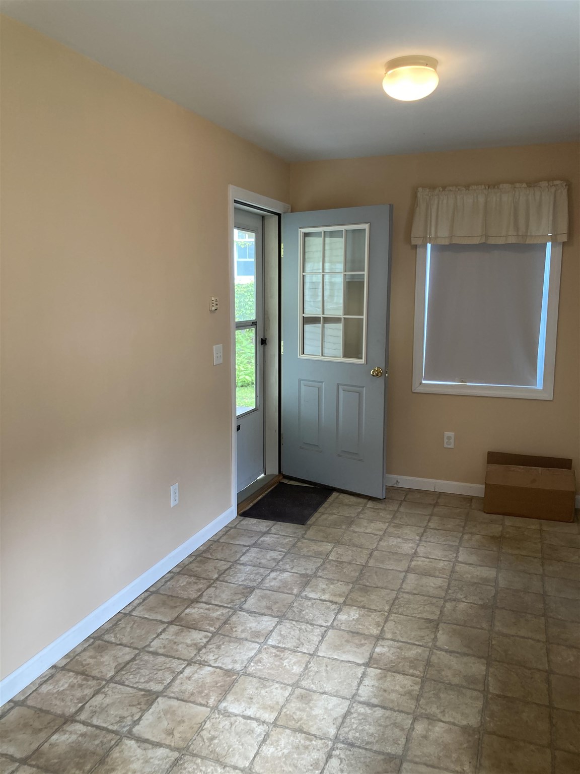 55 North Spring Street Concord, NH 03301 - Photo 7 of 29