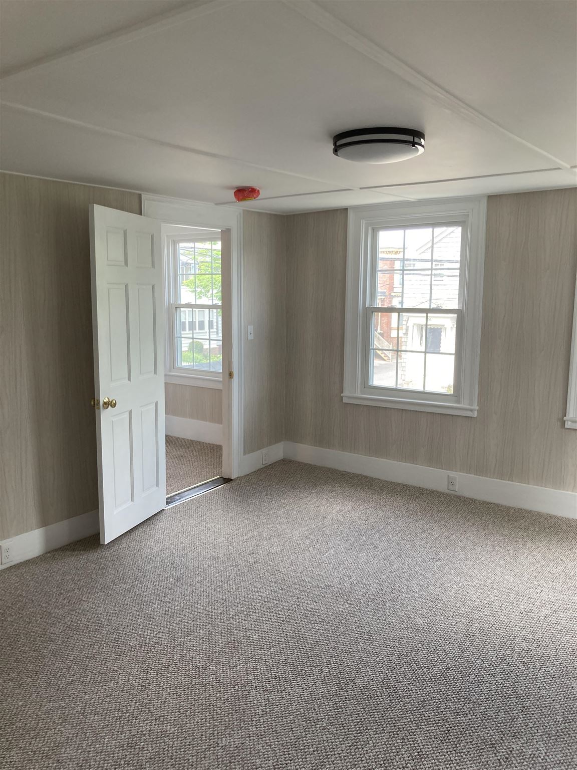 55 North Spring Street Concord, NH 03301 - Photo 8 of 29