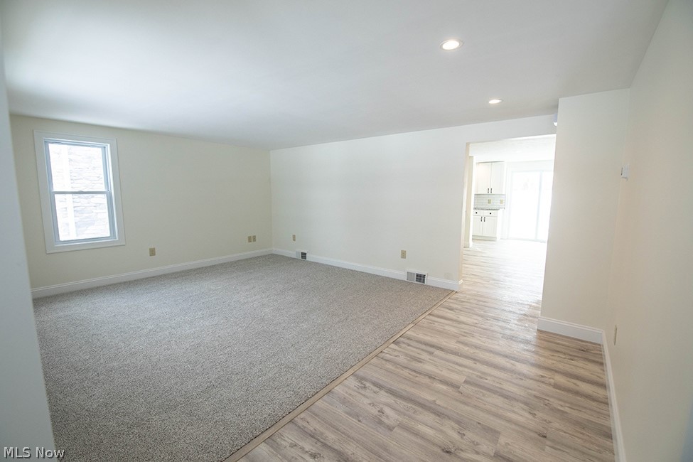 1314 Fixler Road Wadsworth, OH 44281 - Photo 4 of 19