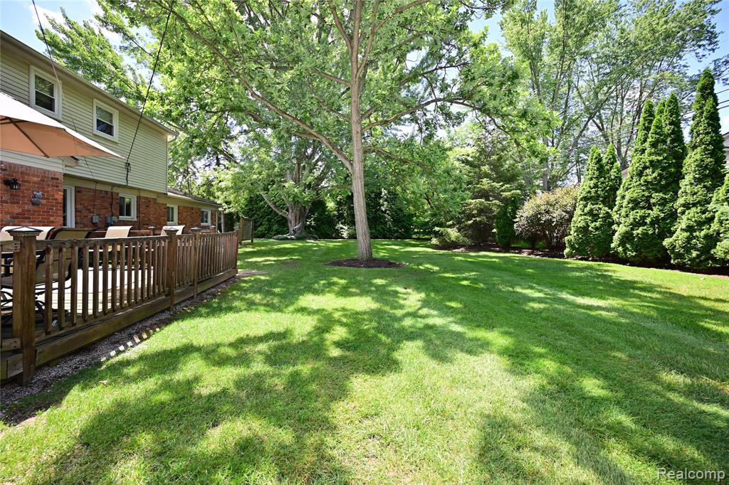 5888 Pentland Road Bloomfield Hills, MI 48301 - Photo 34 of 41