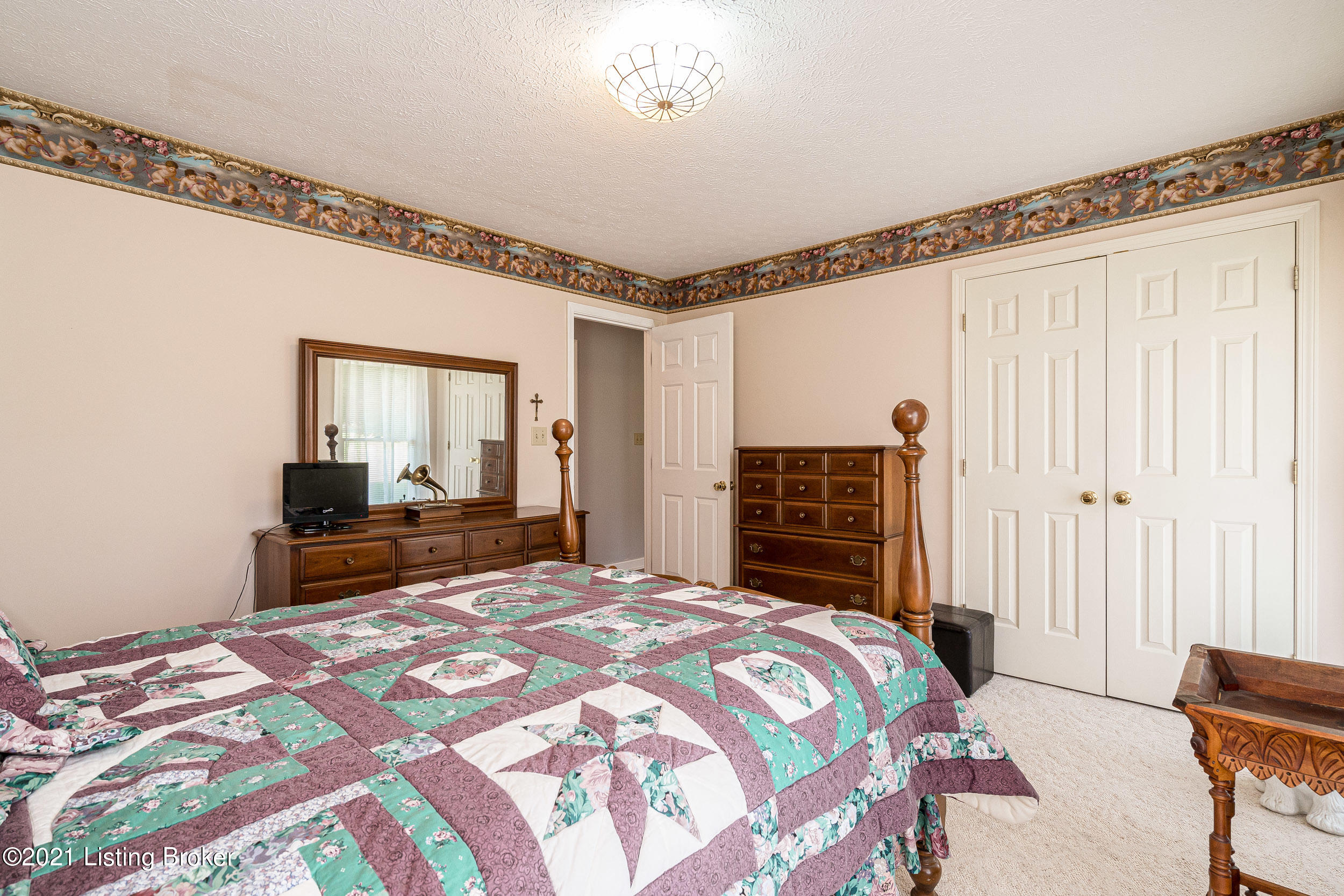 8601 Bates Road Louisville, KY 40228 - Photo 29 of 88 8601 Bates Road-28