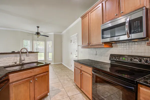 $2,495 | 5421 Red Tip Lane, North Charleston, SC 29420