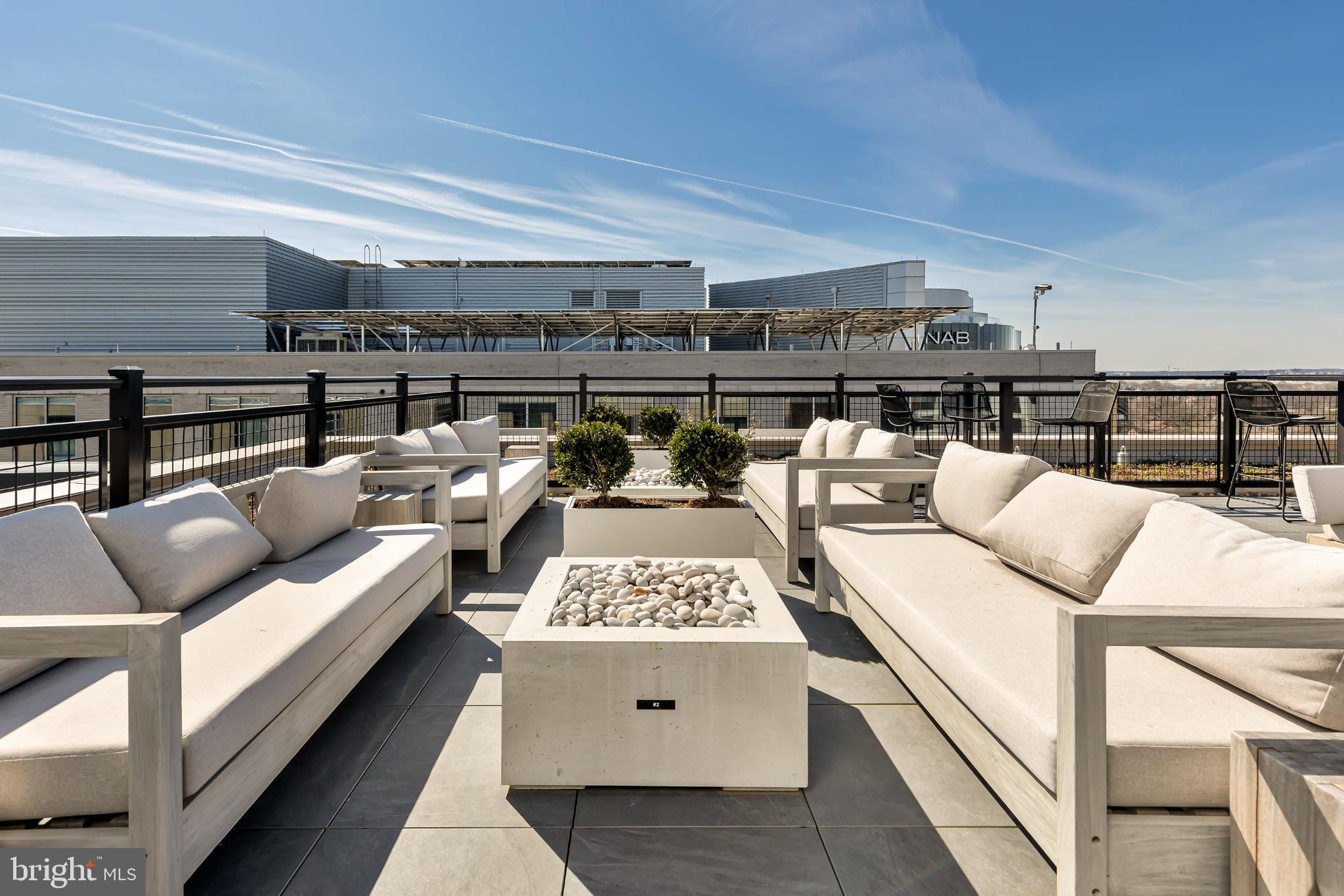 37 L Street Southeast, Unit 308 Washington, DC 20003 - Photo 31 of 43