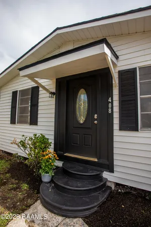 $1,375 | 408 Martin Luther King Jr Drive, Lafayette, LA 70501