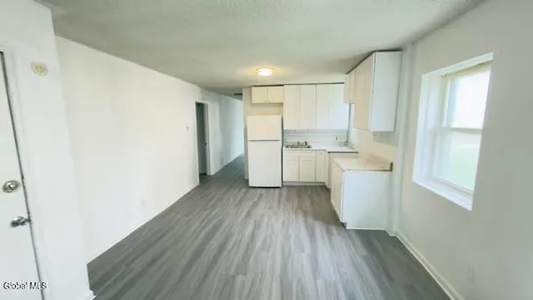 $1,300 | 3134 6th Avenue, Unit 1, Troy, NY 12180