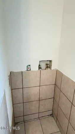 $1,300 | 3134 6th Avenue, Unit 1, Troy, NY 12180