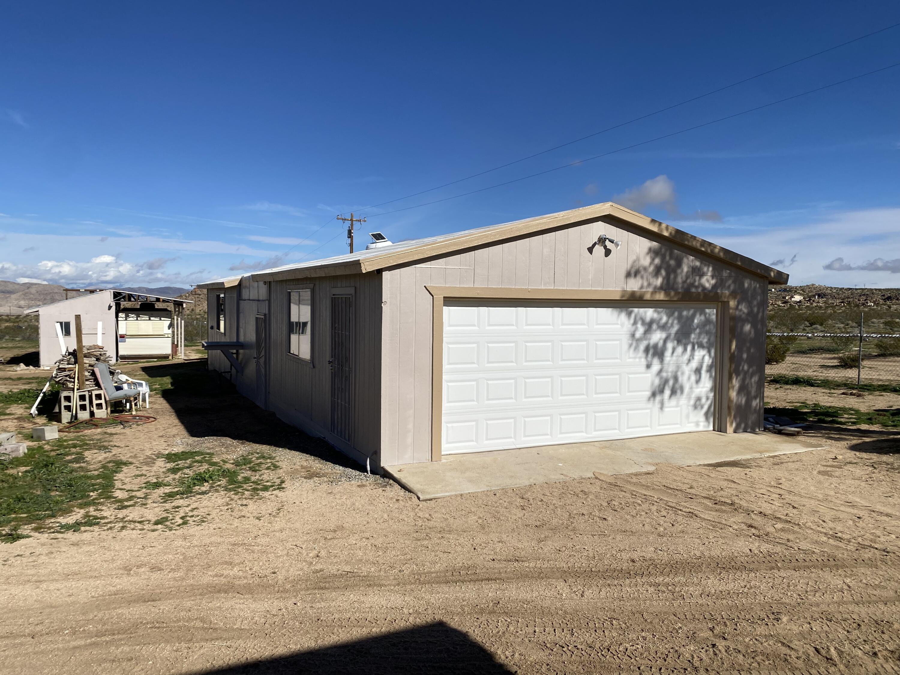 52020 Joshua Tree Road Johnson Valley, CA 92285 - Photo 11 of 49 IMG_7078