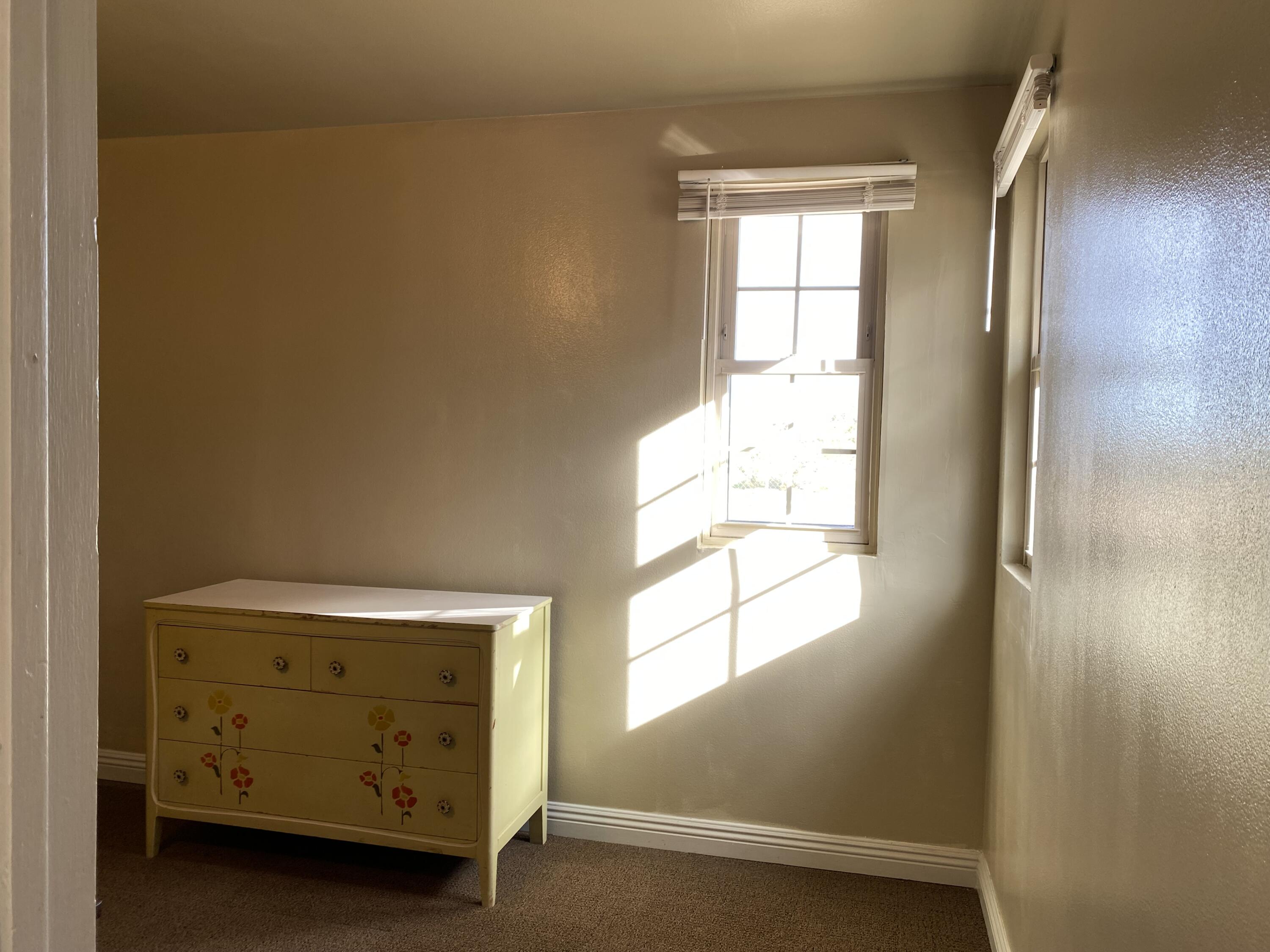 52020 Joshua Tree Road Johnson Valley, CA 92285 - Photo 33 of 48 a view of an empty room and a window