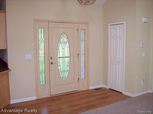 56299 Fairchild Road Macomb, MI 48042 - Photo 3 of 14 100_0705