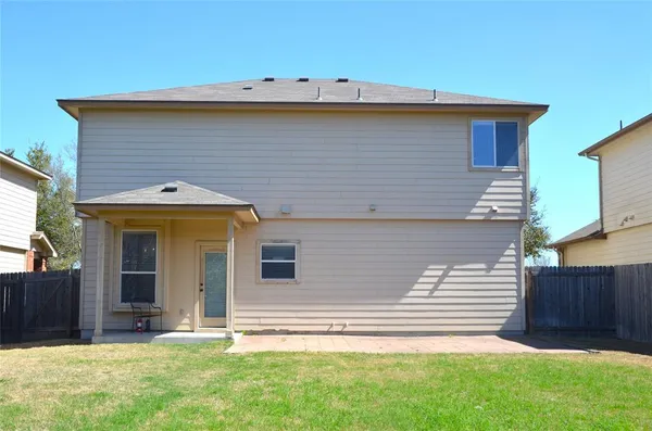 $1,800 | 218 Baldwin Street, Hutto, TX 78634