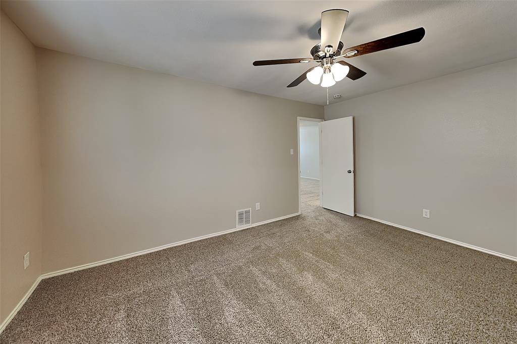 4249 Highgate Road Fort Worth, TX 76244 - Photo 14 of 22