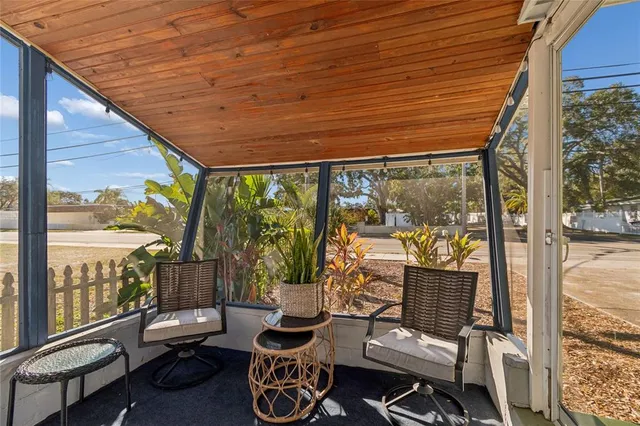 $450,000 | 902 Beltrees Street, Dunedin, FL 34698