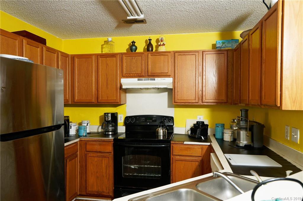8224 Reames Road Charlotte, NC 28216 - Photo 12 of 33 Gallery Image 12