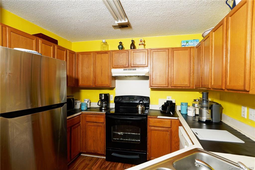 8224 Reames Road Charlotte, NC 28216 - Photo 13 of 33 Gallery Image 13