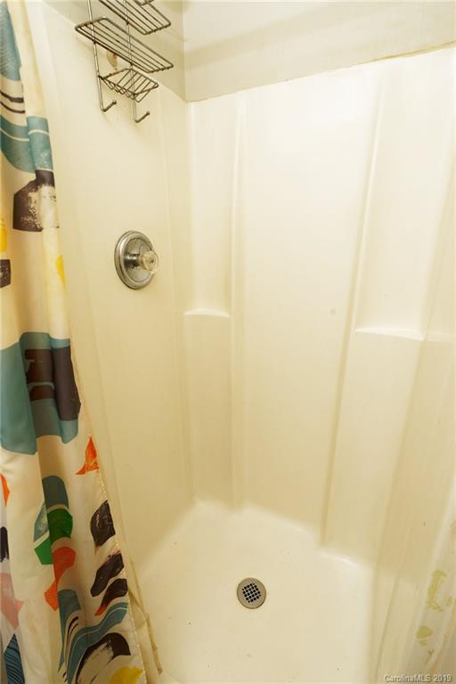 8224 Reames Road Charlotte, NC 28216 - Photo 19 of 33 Gallery Image 19