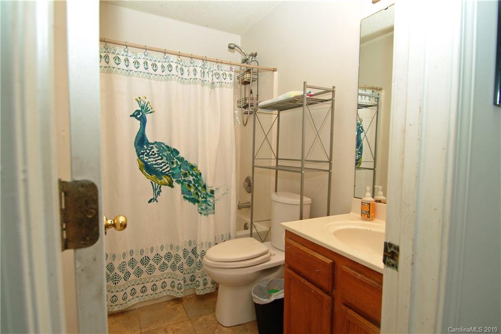 8224 Reames Road Charlotte, NC 28216 - Photo 22 of 33 Gallery Image 22