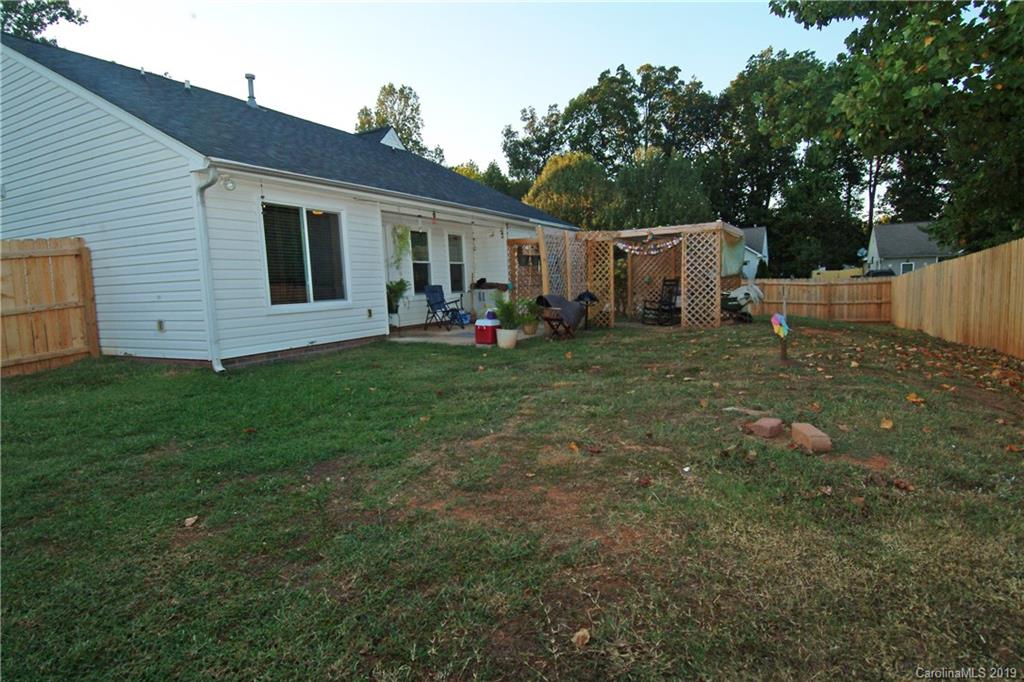 8224 Reames Road Charlotte, NC 28216 - Photo 30 of 33 Gallery Image 30