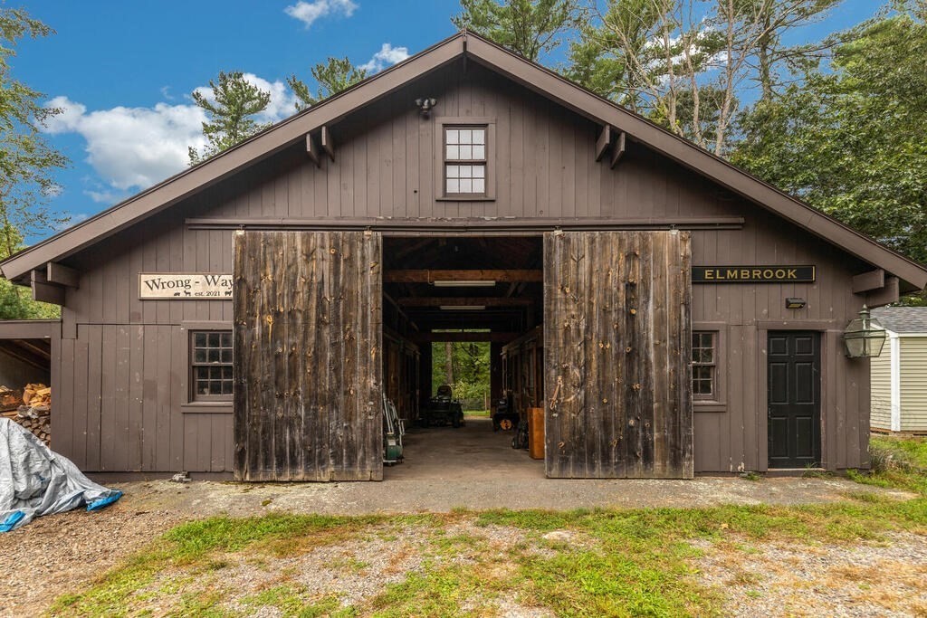 6 Lawrence Road Boxford, MA 01921 - Photo 31 of 42 a house with tree in front of it