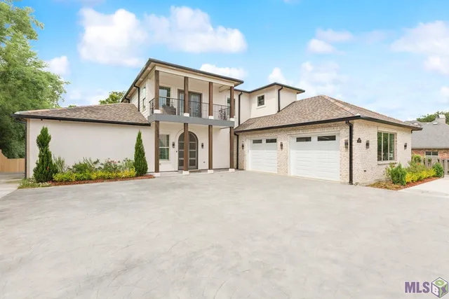 $939,900 | 11022 Perkins Road, Baton Rouge, LA 70810