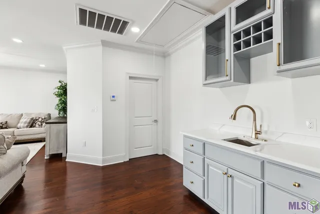 $939,900 | 11022 Perkins Road, Baton Rouge, LA 70810