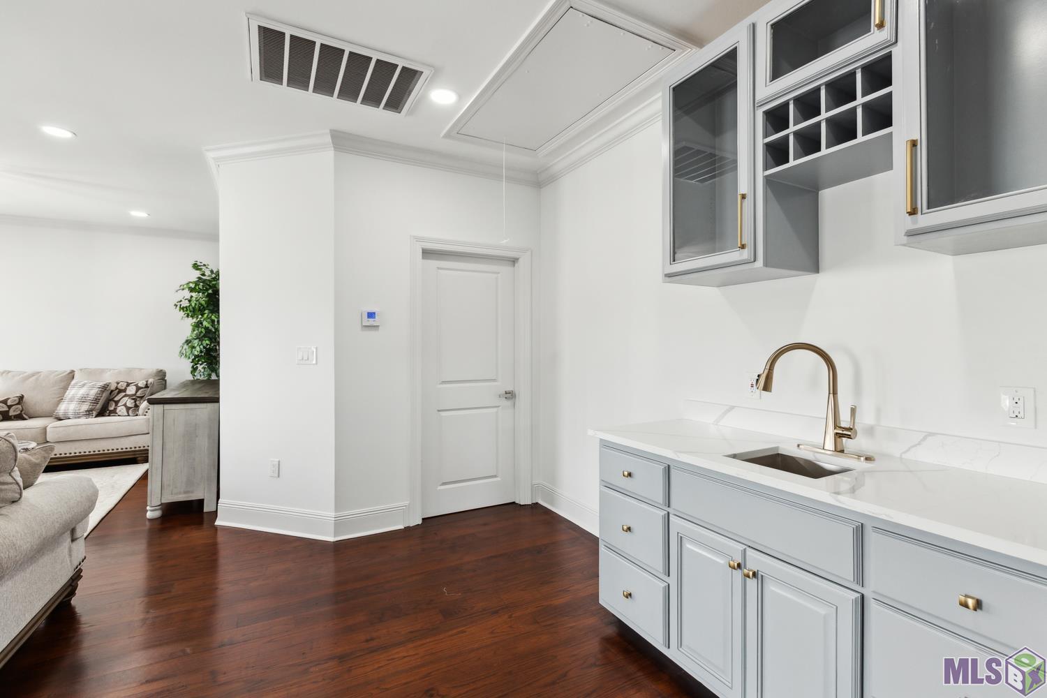 11022 Perkins Road Baton Rouge, LA 70810 - Photo 14 of 23