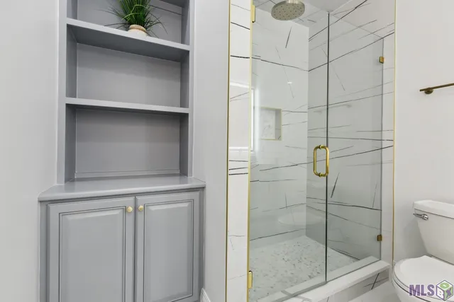 $939,900 | 11022 Perkins Road, Baton Rouge, LA 70810