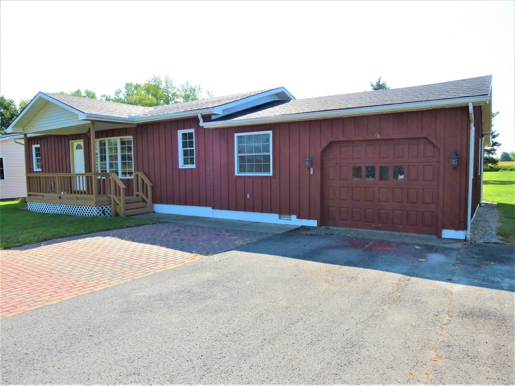 91 Champlain Street Rouses Point, NY 12979 - Photo 22 of 35 Gallery Image 22