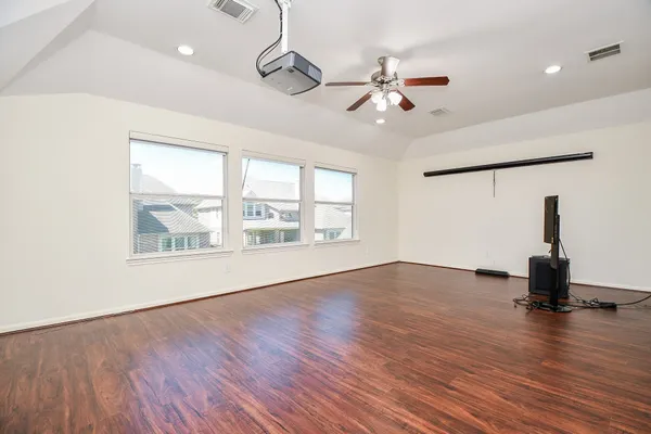 $3,450 | 4322 Pensacola Oaks Lane, Sugar Land, TX 77479