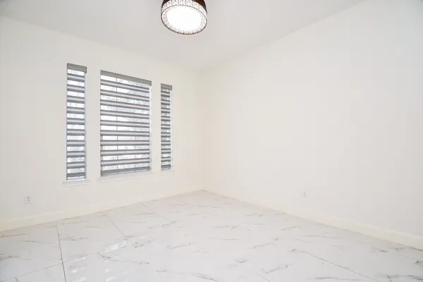 $3,450 | 4322 Pensacola Oaks Lane, Sugar Land, TX 77479