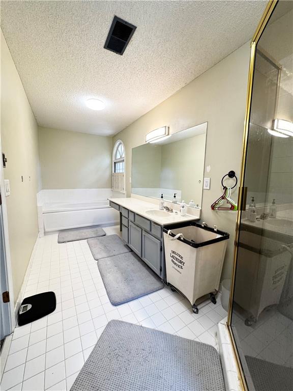 1890 Dovonshire Road Marietta, GA 30064 - Photo 13 of 26 Gallery Image 13