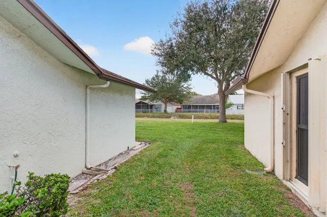 $290,000 | 6271 Tall Cypress Circle, Greenacres, FL 33463