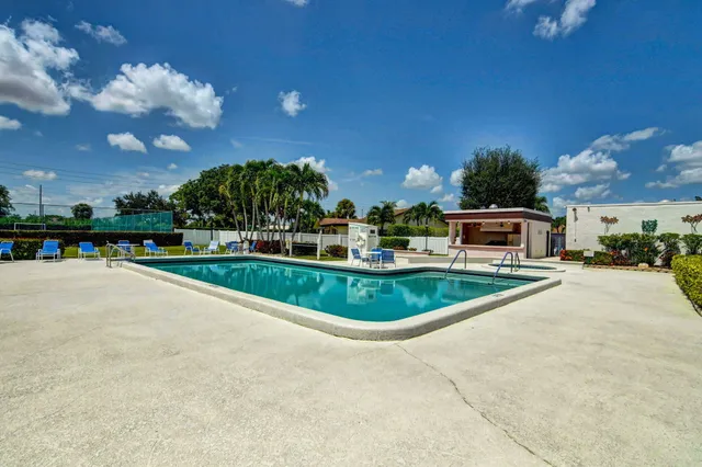 $290,000 | 6271 Tall Cypress Circle, Greenacres, FL 33463